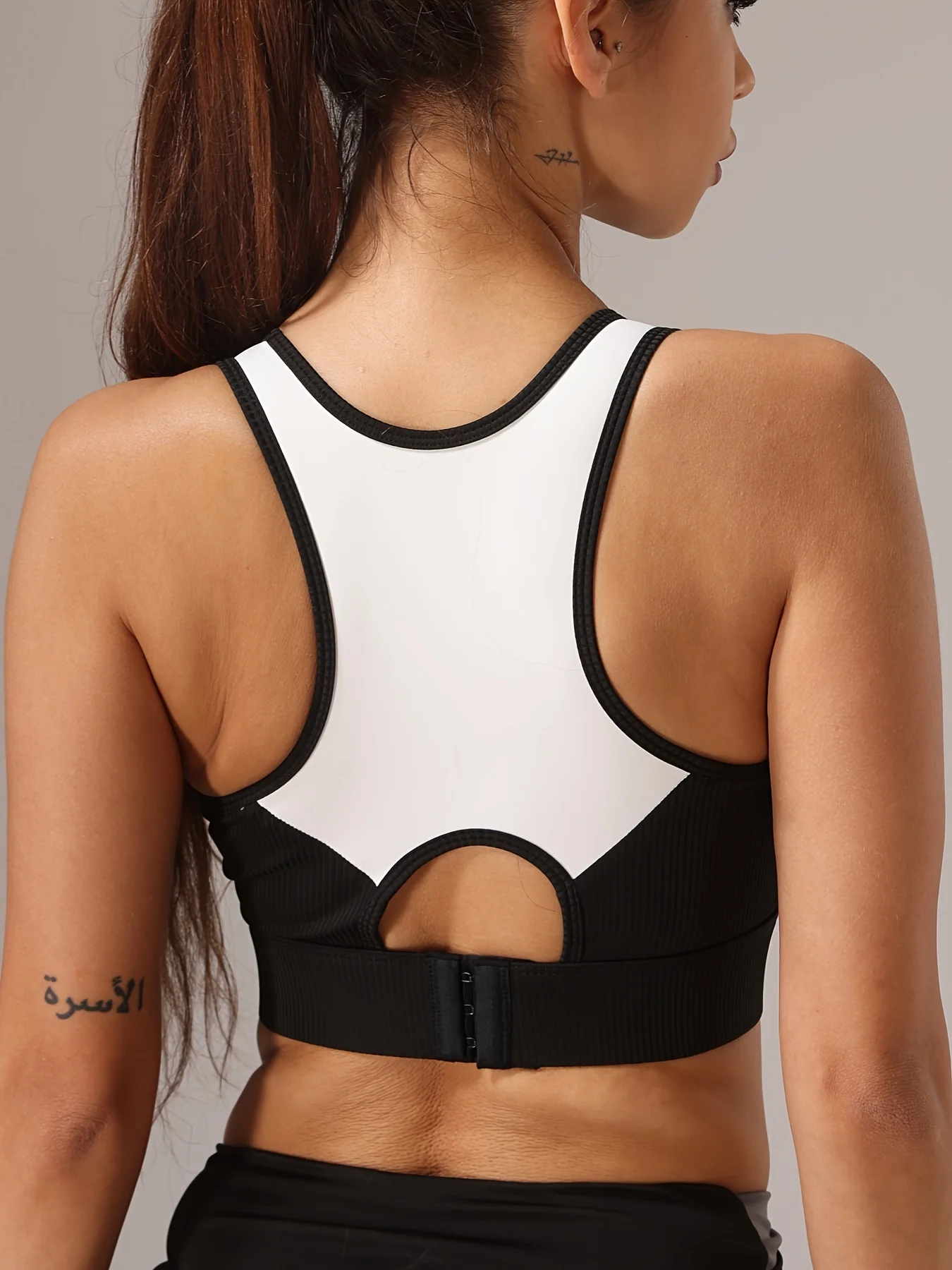 Fitfemme Color - Blocked Workout Tank Top with Built - in Bra Pads - Stay Comfortable and Supported