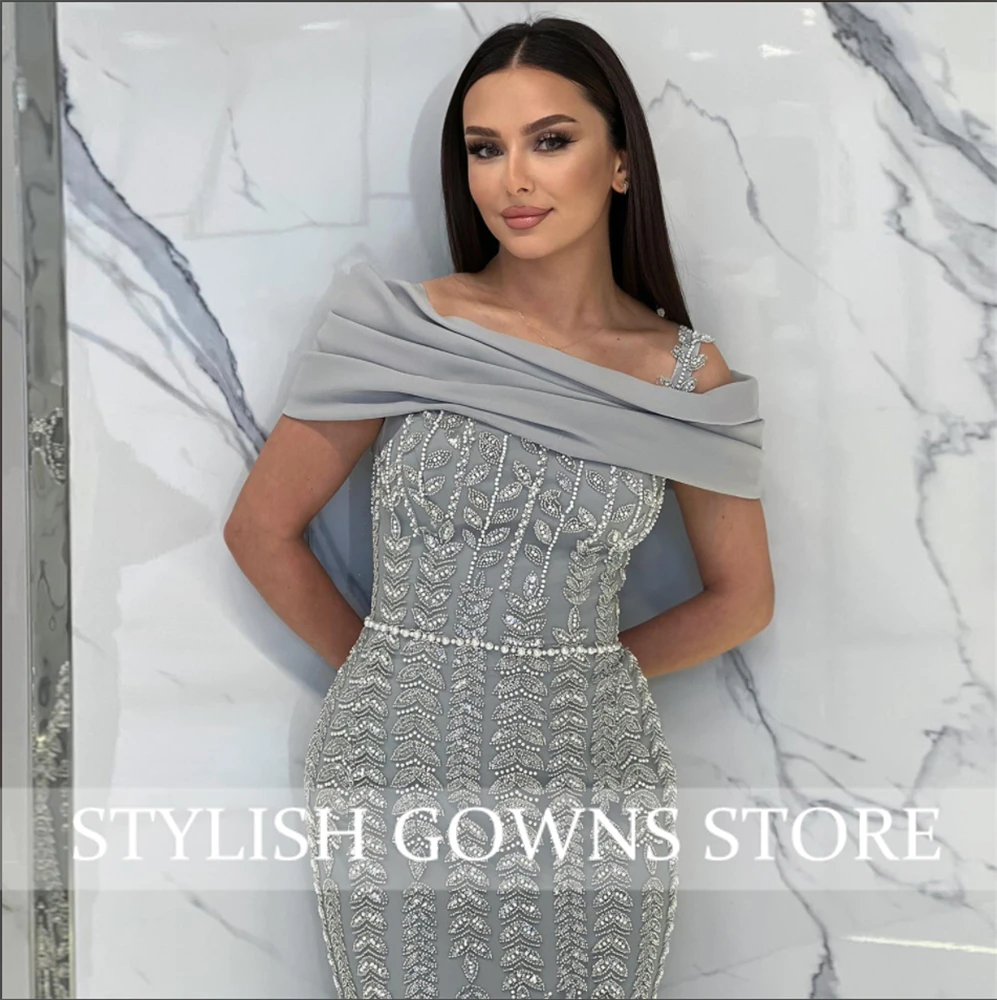 Elegancka srebrna suknia wieczorowa w stylu arabskim z Dubaju z odkrytymi ramionami i rozcięciem, suknie ślubne dla kobiet z Dubaju, szyte na miarę, nowe komplety