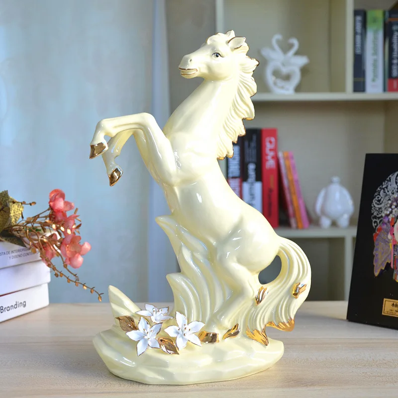 Pinch flower crafts creative desk ornaments decorations horses to success ceramic horses