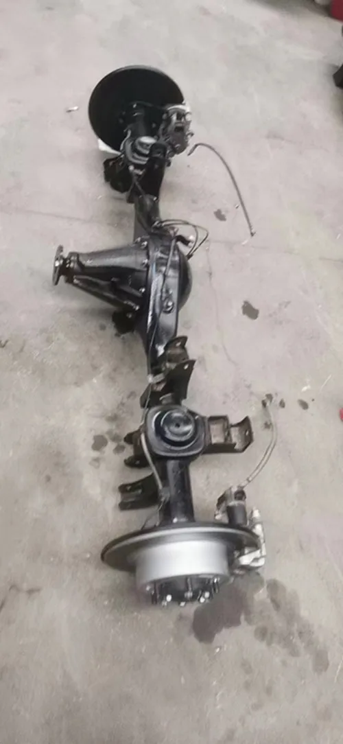 

BAIC BJ40L PLUS rear axle differential assembly, rear axle assembly, with brake calipers