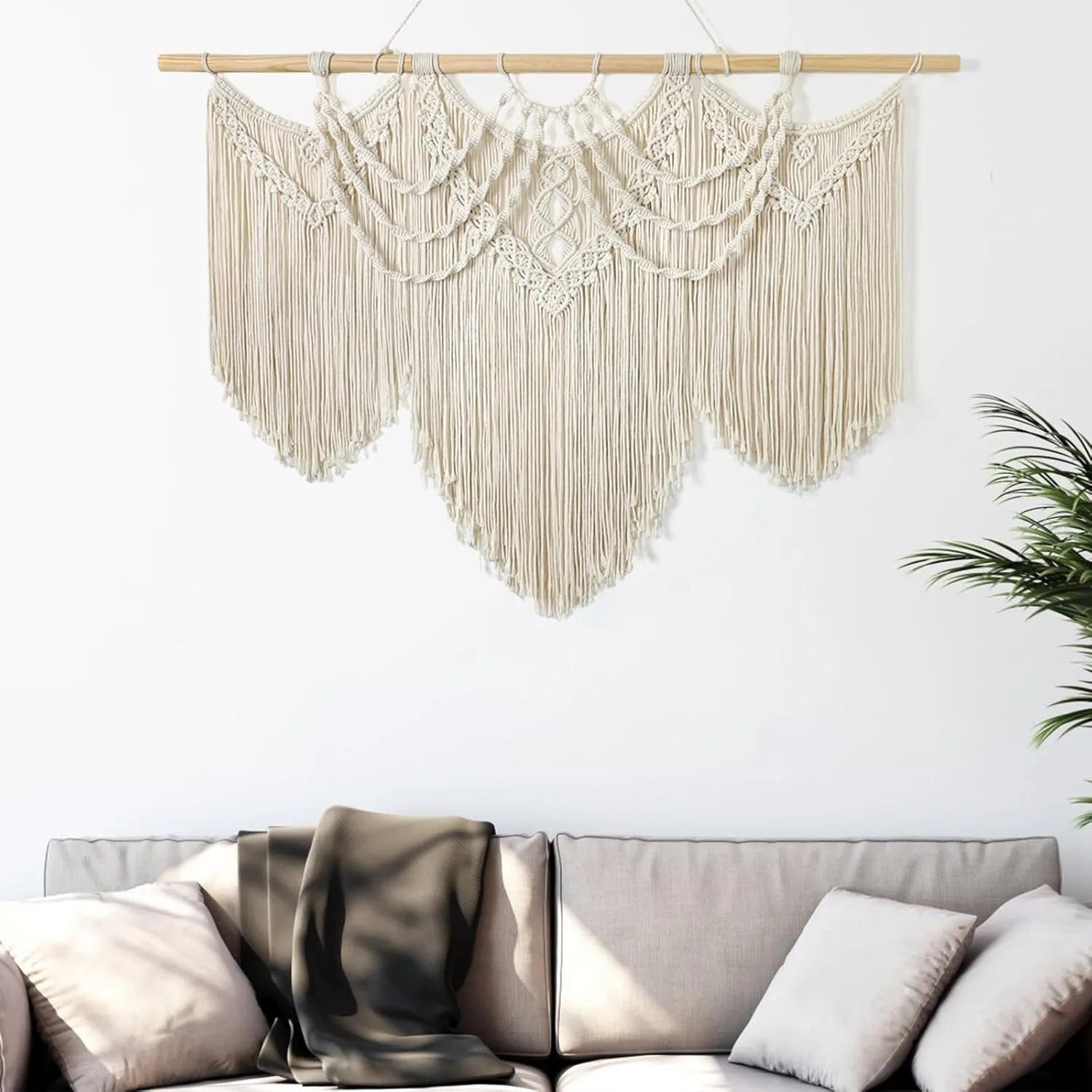 New Bohemian hand-woven tapestry fringed wall decoration