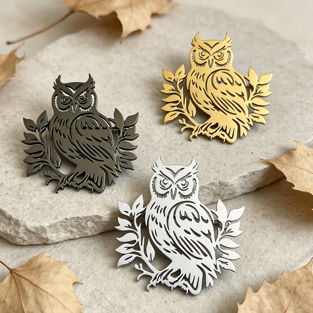 Owl with Leaves Brooch Unisex Stainless Steel Lapel Pin Retro Animal Badge Suit Collar Decor Fashion Jewelry Gift