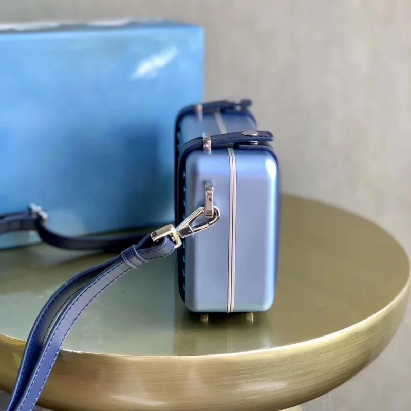 Tas Tangan Serbaguna Modis Portabel Mewah Ringan Rasa Kelas Atas Multi-kompartemen Penyimpanan Kosmetik Ukuran Kecil Tebal