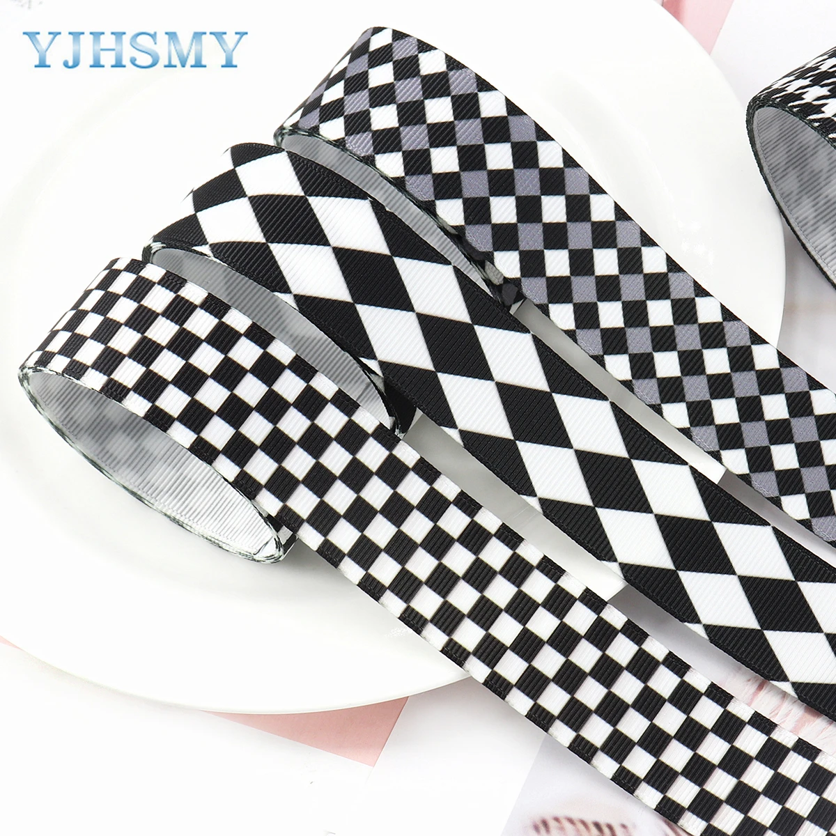 1 Inch Plaid Grosgrain Ribbons Black and White Diamond Check Ribbon, 5 Yards for DIY Craft Wrapping Bow Home Party Decor