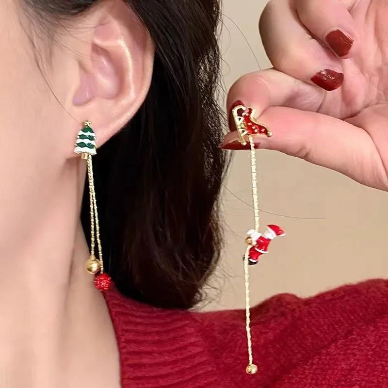 Christmas Tassel Earrings Women Movable Santa Claus Snowflake Asymmetrical Long Chain Pendant Earrings New Year Jewelry Gifts