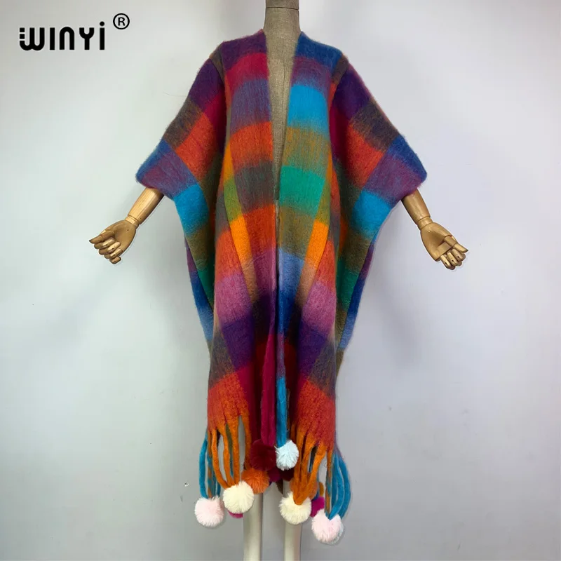 WINYI-poncho largo a cuadros para mujer, abrigo grueso y cálido, cárdigan con bola colgante, de alta calidad, para invierno