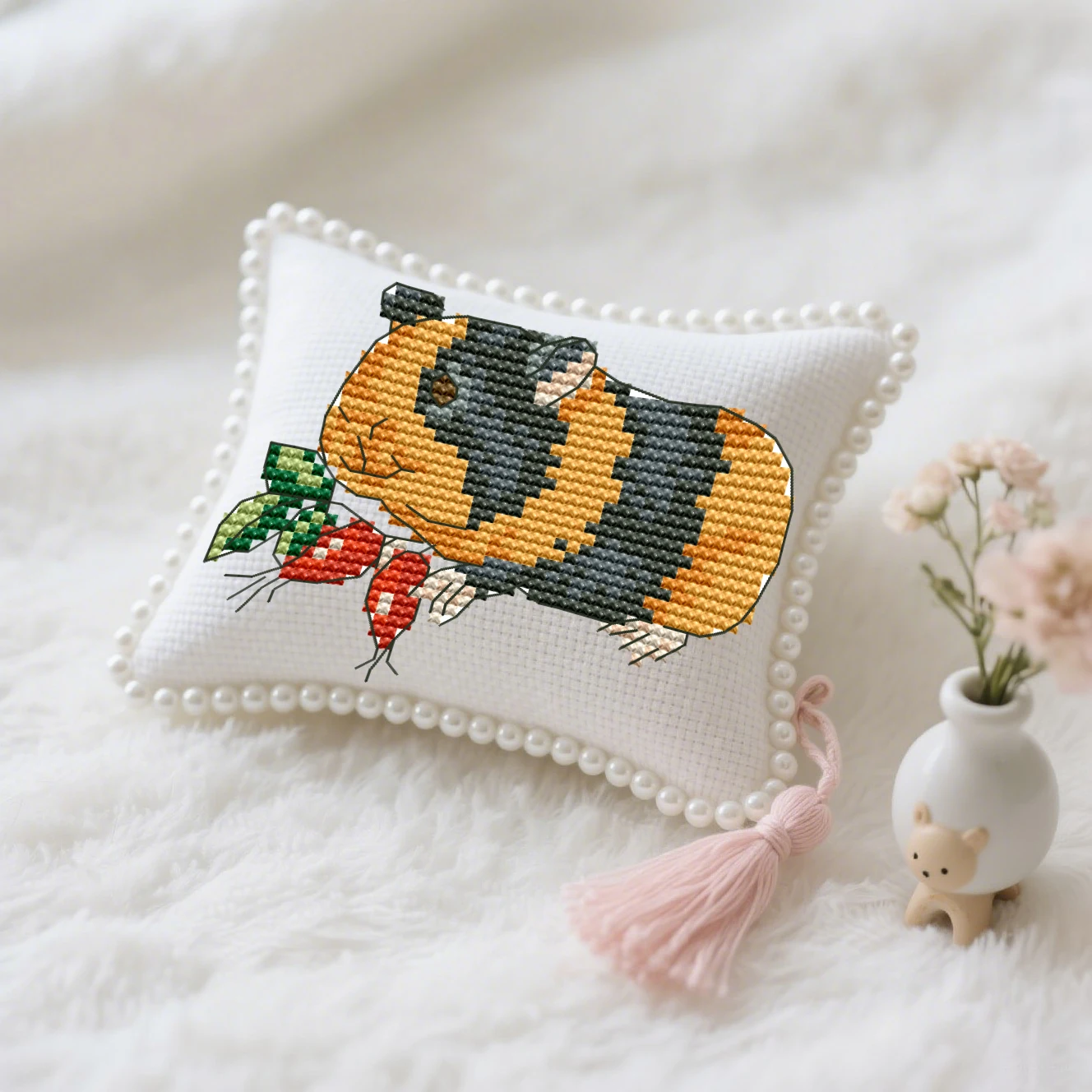 News Handmade Cross Stitch Pin Cushion, Craft Gift, Cross Stitch Kit, Embroidery Kit, Easy To Follow - Hamster 2