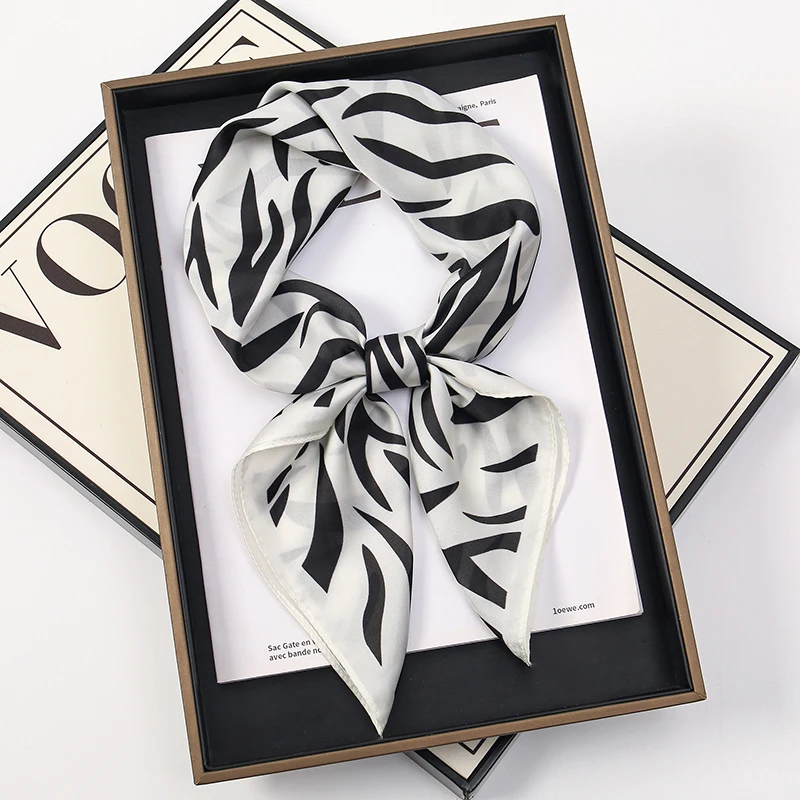 2025 Fashion Zebra Stripes Designer Print Scarf Women 70x70cm Silk Scarves Luxury Bandana Hijab Neckerchief Shawl Kerchief