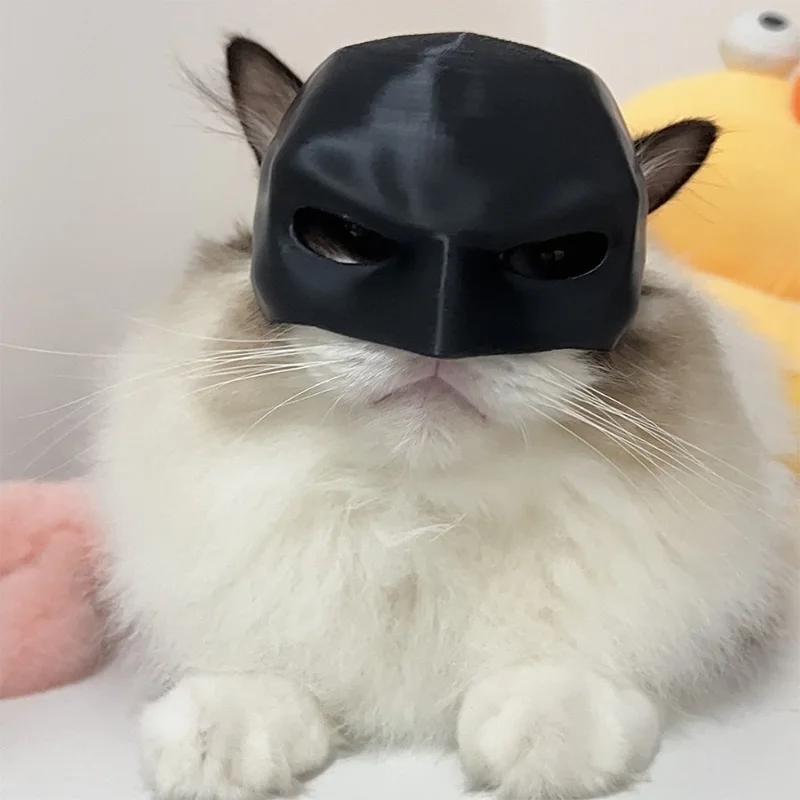 Pet Costume Cosplay Halloween Bat Cool Man Mask Cat Avenger Mask Superhero Matte Bat Mask Cat Role Playing Mask Pet Accessories