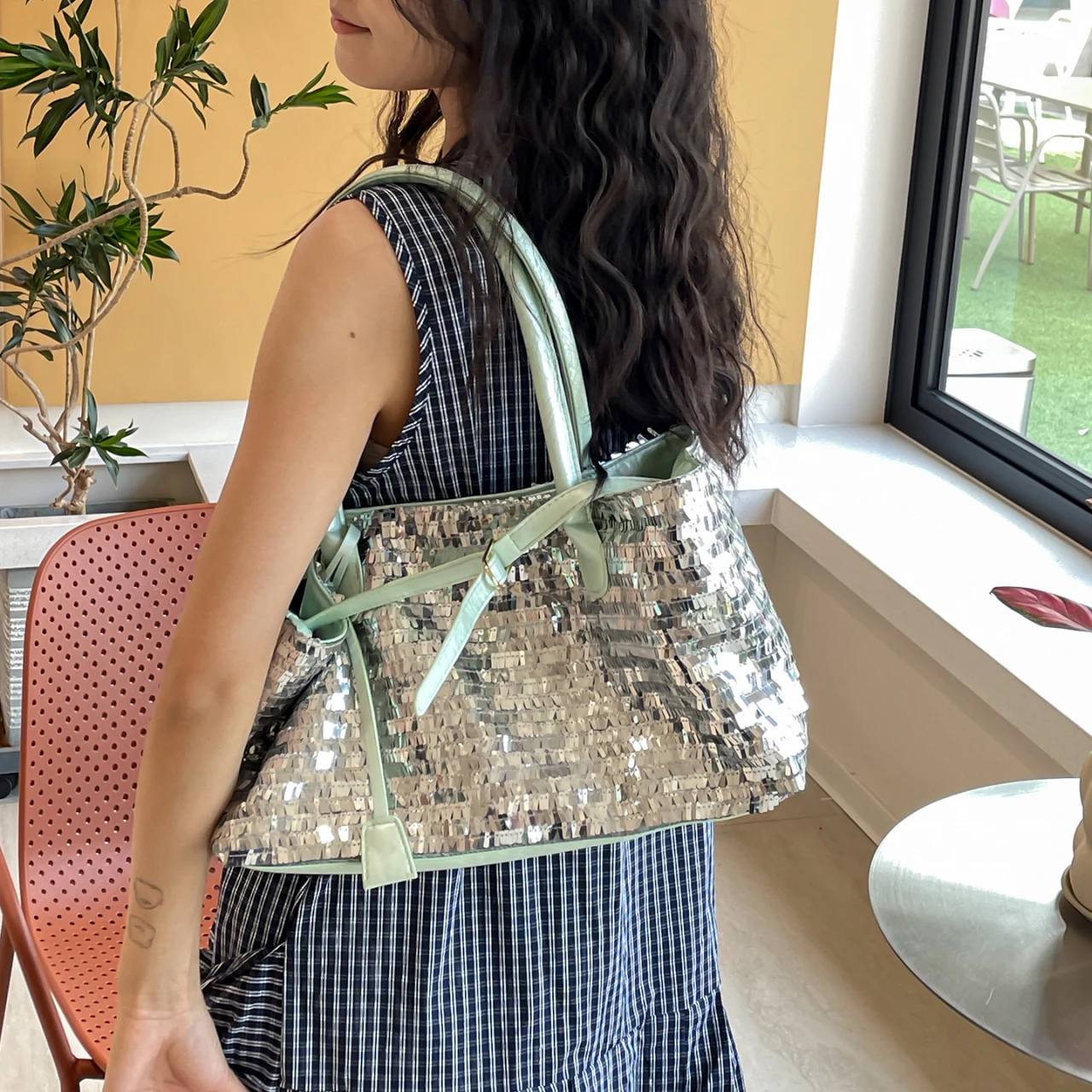 Glam Silver Sequin Oversized Shoulder Tote Bag Women Pastel PU Top Handle Bow Detail Handbag For Club Party Daily Shopping