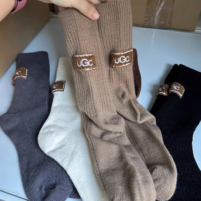 

2025 Women's Fall/Winter Mid-Calf Alphabet Fabric Logo Wool Thermal Chunky Socks Korean Style Outdoor Wear Snow Boots Tall Socks
