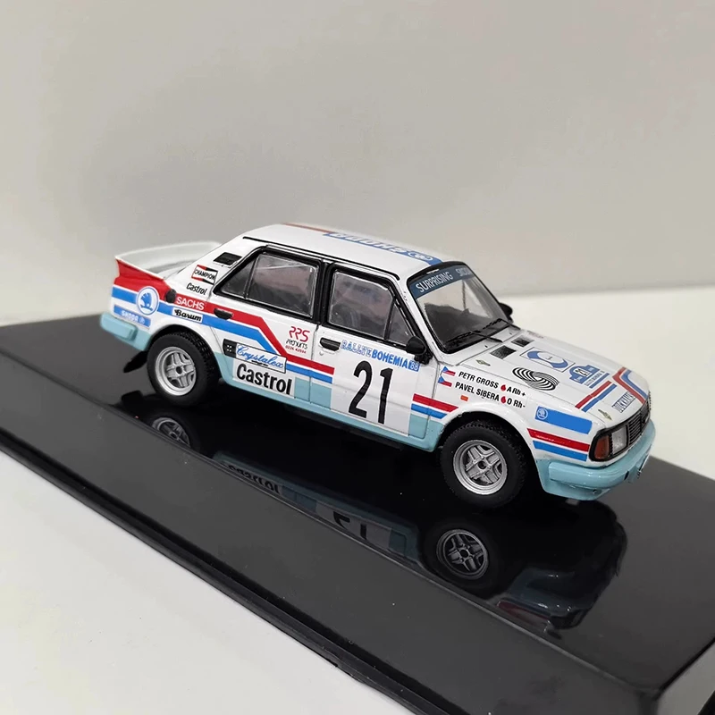 IXO Scala 1/43 130LR # 21 1988 Modello di auto di simulazione in lega Collezione statica Decorato Regali di festa Giocattoli Regalo souvenir