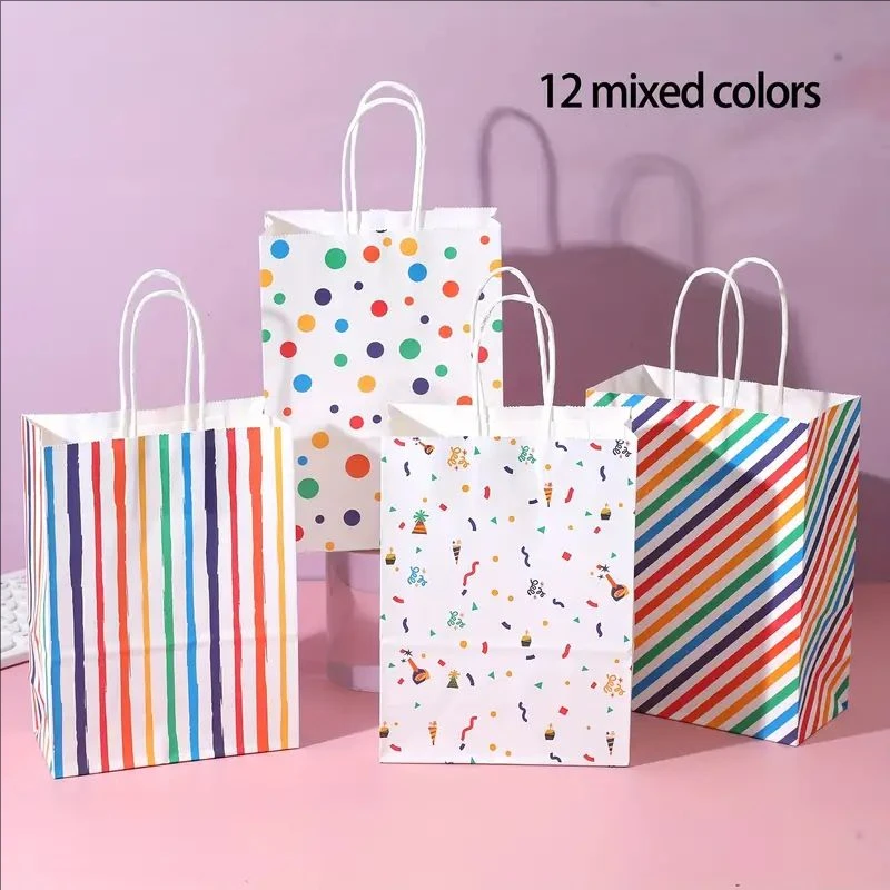 שקיות נייר מנוקדות