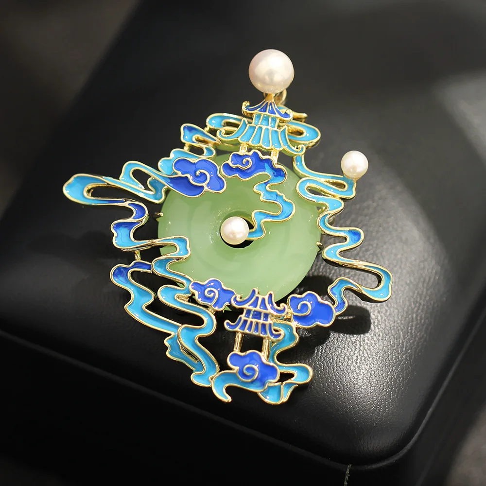 OKILY Antique and Elegant Chinese Court Building Brooch Atmosphere Imitation Jade Retro Pins Coat Accessories for Women Jewelry