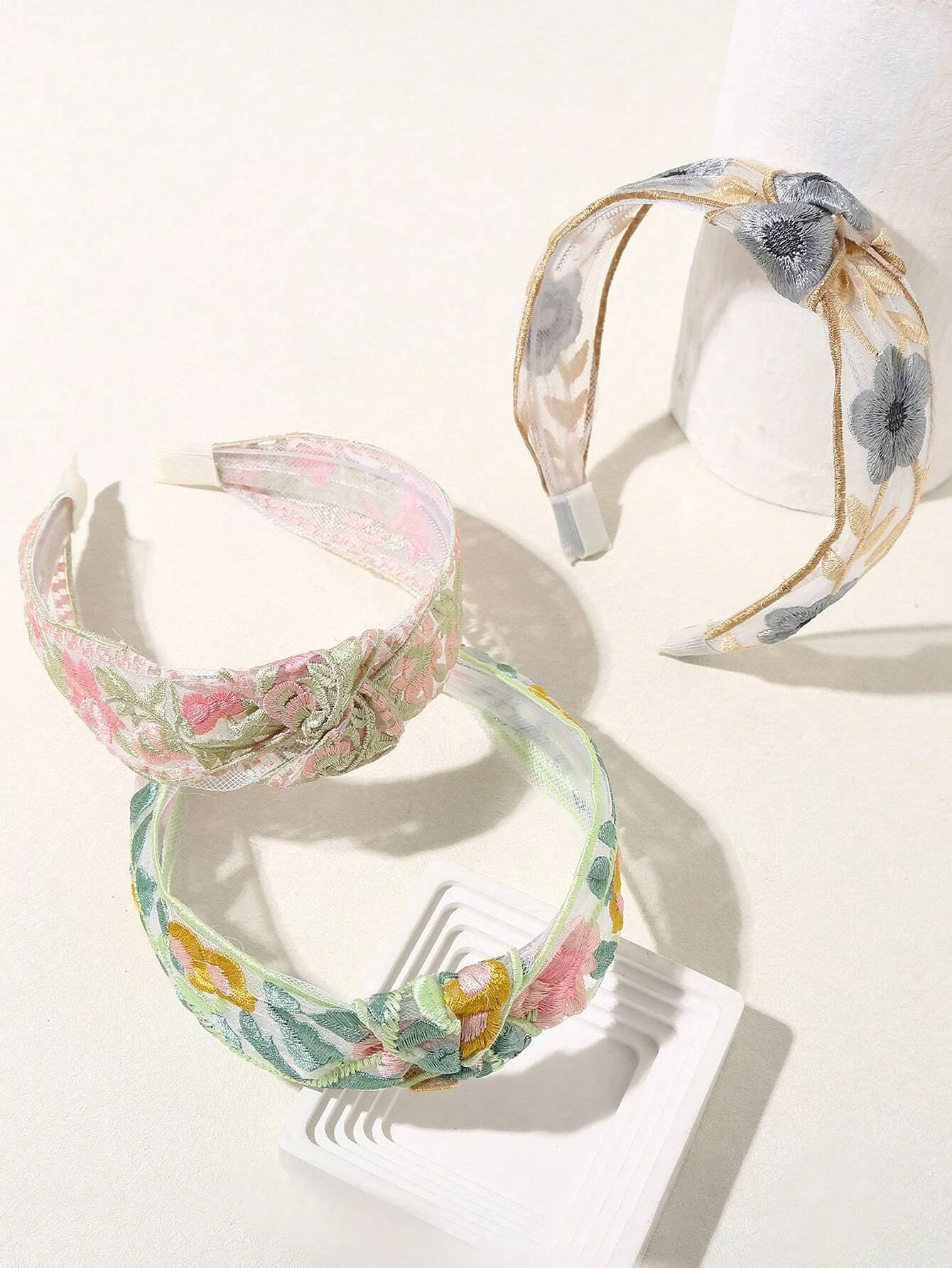 

1PCS Big Flower Mesh Retro Twisted Headband For Women, Suitable For Beach Vacation, Travel, Photography