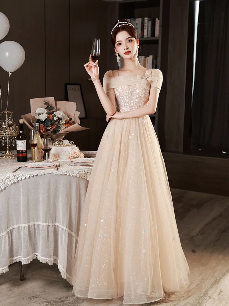 

Elegant Light Champgane Evening Dresses Square Short Sleeves Zipper Back Wedding Party Dresses Prom Gowns Tea/ Floor Length