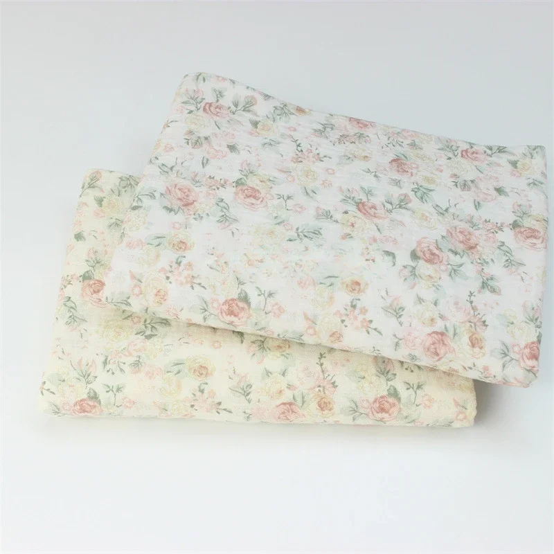 قماش شاش قطني بطبقة مزدوجة مطبوع عليه زهور ساحرة لملابس النوم وقماش خياطة الملابس المنزلية، 135 × 50 سم