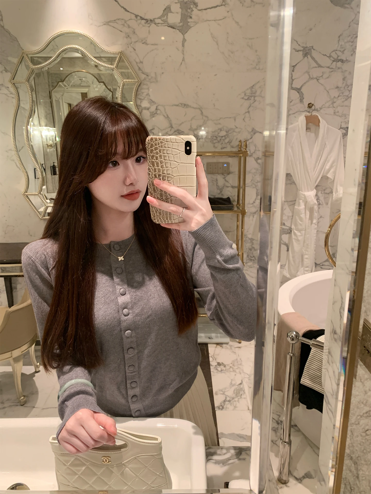 

ne High Quali k ey round Ne Knitted Long Sve Women's Autumn Winter Layering Button up Cardigan Faionable Girls