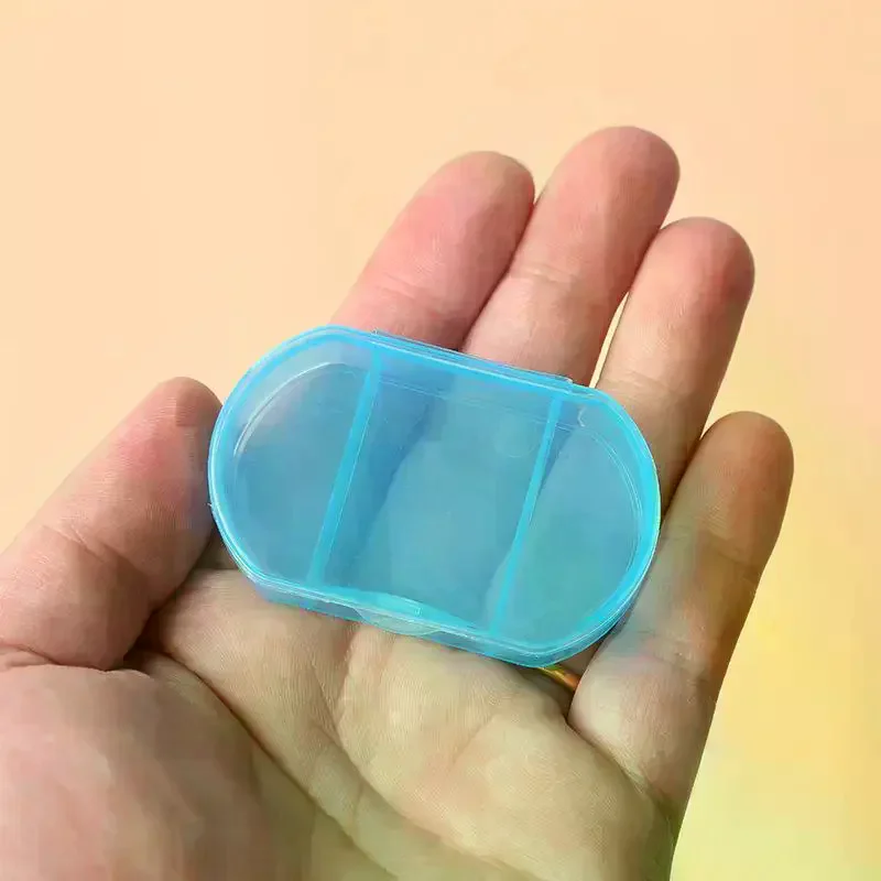 Mini 3 Grid Compact Plastic Pill Storage Box Assorted Color Travel Daily Medicine Container