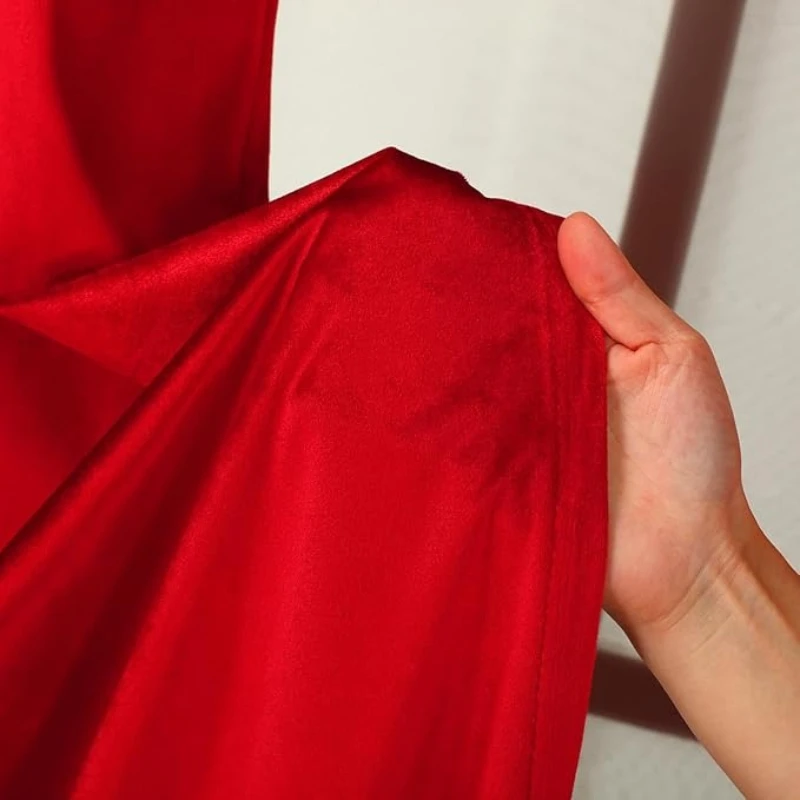 1pc Solid Red Color Velvet Warm Retro Luxury Curtains for Living Room Bedroom Decorationred European Curtain Mordern Window Door
