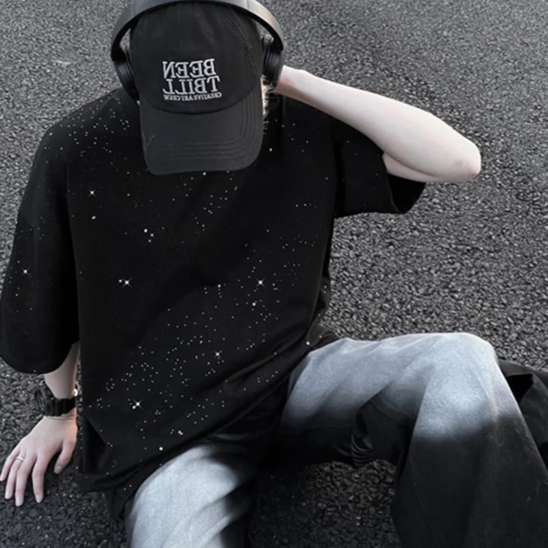 Summer Rhinestone Rivet T-shirt for Men Clothing Round Neck Casual T-shirt Fashion High Street 2025 Men's Summer Short Sleeves