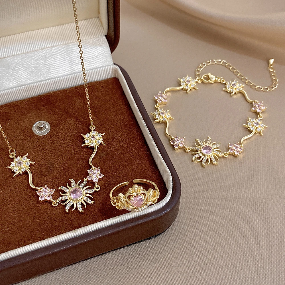 1 Set AENSOA Damen Schmuckset aus Kupfermaterial, Armband, Halskette und Ringe, zierliche Zirkon-Handkette, klassisches romantisches Schmuckgeschenk – Detail 6