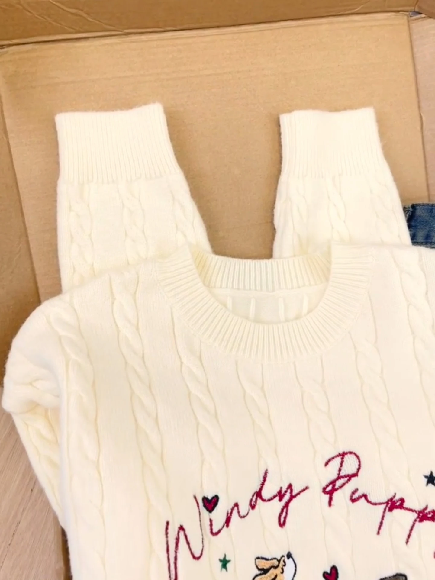 Sle coreano redondo Ne bonito desenho animado cachorro bordado trabalho pesado malhas feminino solto emagrecimento inverno nova chegada macio longo S...