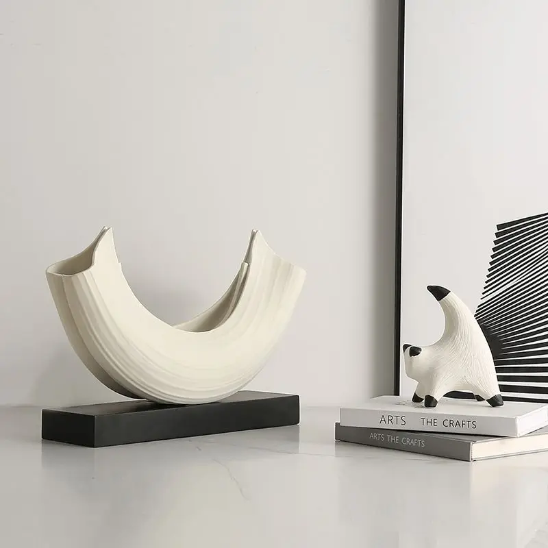 Italian minimalist abstract art semi-circular boat-shaped ornament,  entrance desktop creative home crafts