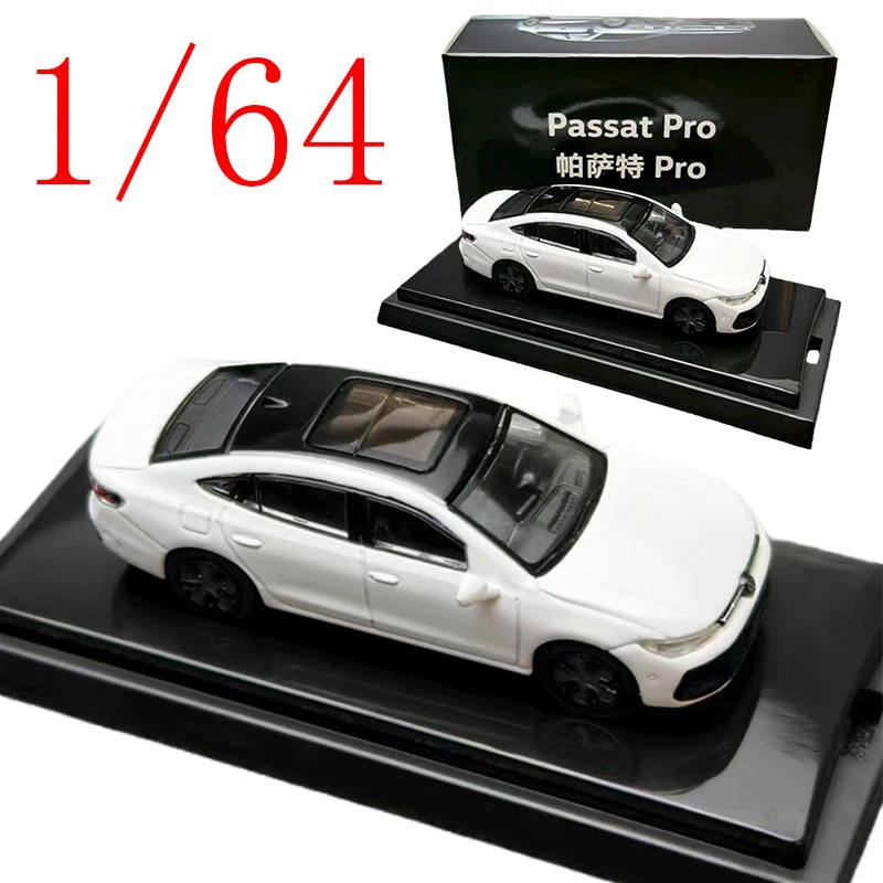 

Diecast 1/64 Scale Saic Volkswagen Alloy Model Cars Volkswagen PASSAT Pro White Play Vehicles Toys for Boys Gift Original Box