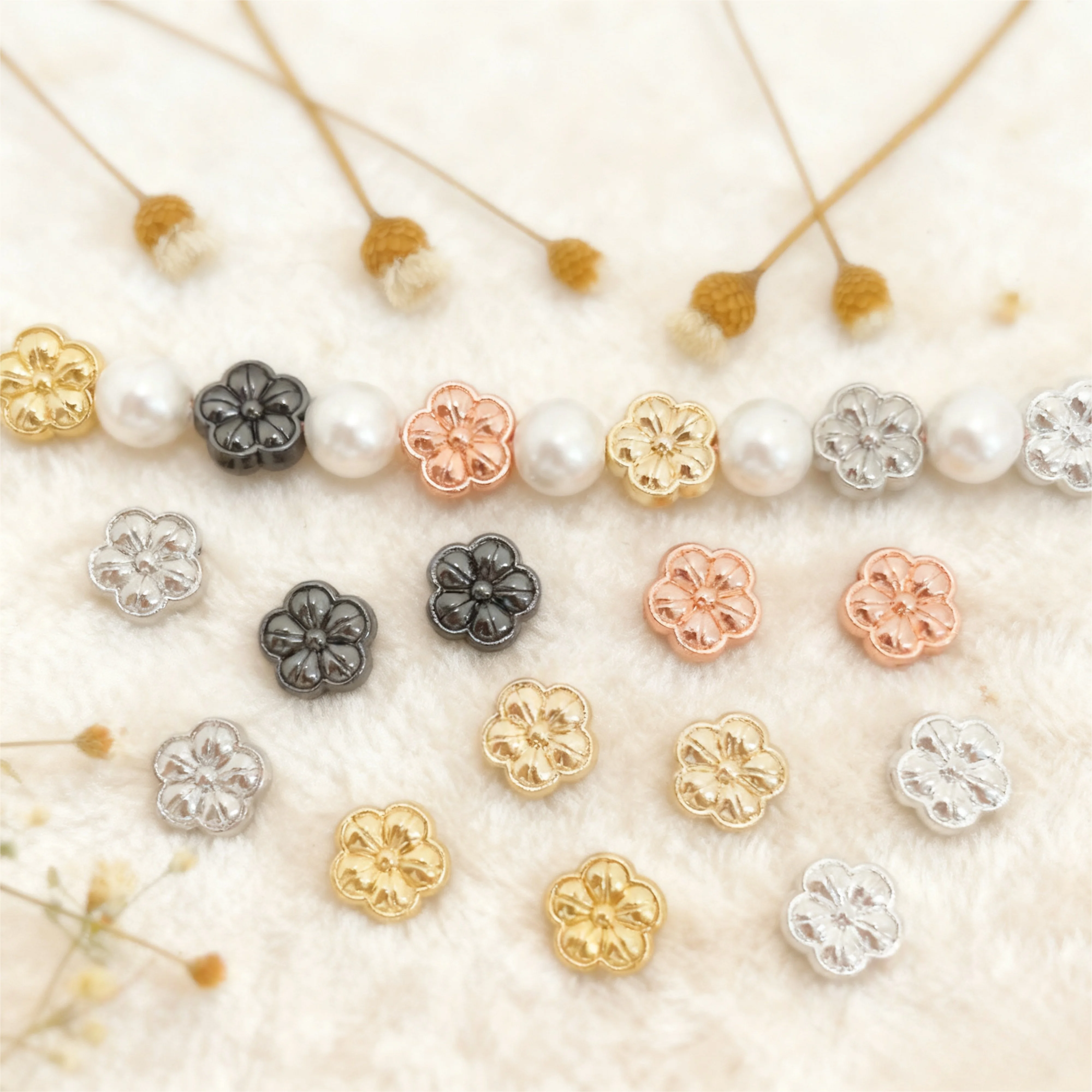 

2 Pieces Copper Gold-plated Flower Spacer Beads DIY Pearl Bracelet Necklace Accessories Jewelry Making Materials Wholesale