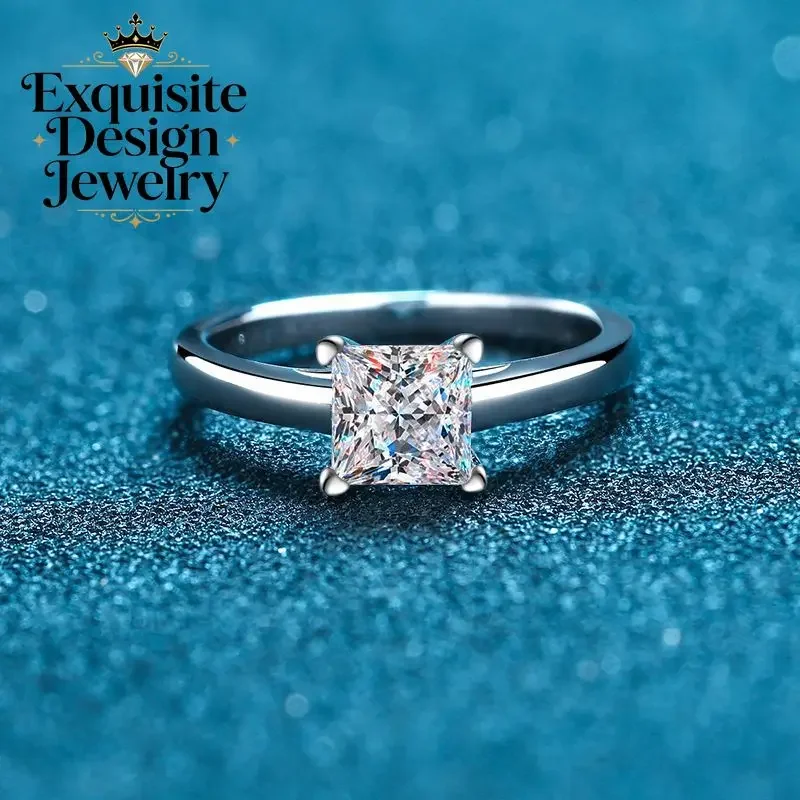 

Exquisite-Design PT950 Platinum Square 1/2 Carat Moissanite Women's Alien-Inspired Ring Four-Prong Moissanite Ring
