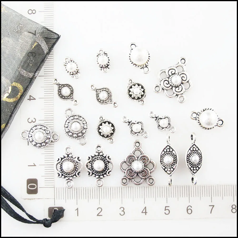 Fashion New Star Crown Eye Flower Round Charms White Plastic Pendants Connectors Tibetan Silver Plated