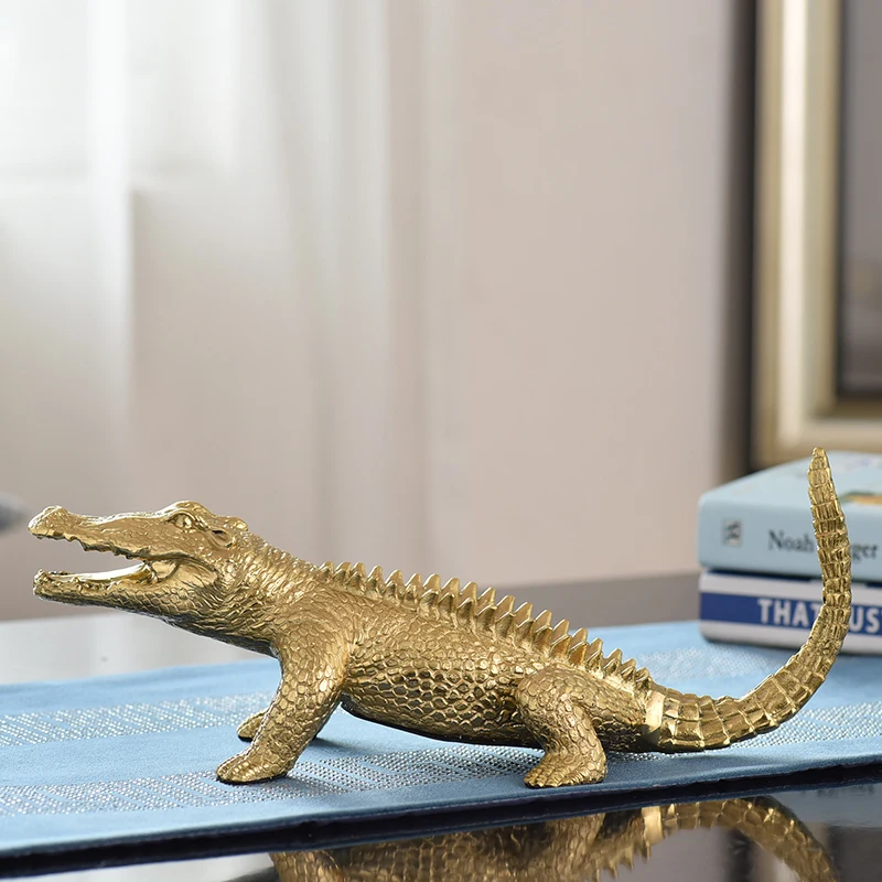 Роскошная золотая медная статуя крокодила, украшение для винной стойки, украшение для дома, гостиной, винного шкафа, офисные фигурки животных, декор, украшения