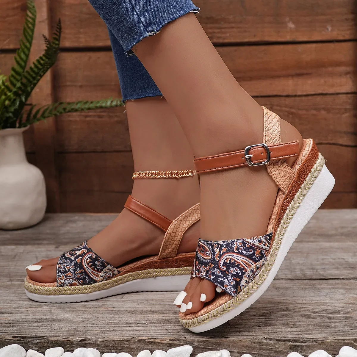 Women Fashion Platform Sandals 2024 Summer Peep Toe Wedges Gladiator Sandals Woman Non Slip Thick Soled Beach Shoes