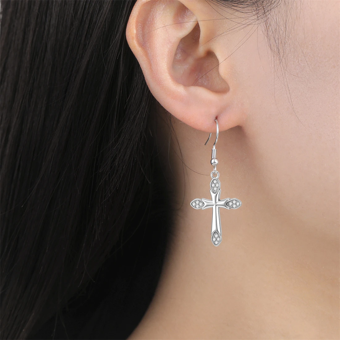 Eueavan Strass-Kreuz-Ohrhänger aus Edelstahl, klassische christliche Creolen für Frauen, religiöser Amulett-Schmuck, Geschenk – Detail 10