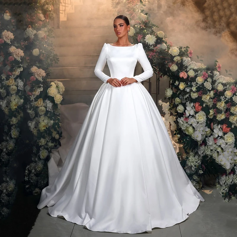 

Eightree White A-Line Wedding Dresses Long Sleeve Scoop Neck Backless Bridal Dress Princess Wedding Ball Prom Gowns Customized
