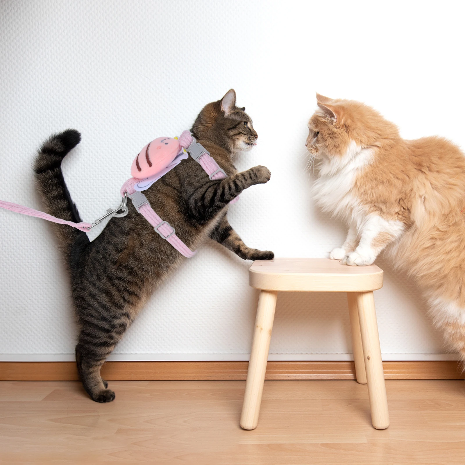 

Cat Leash Decorative Puppy Harness Bee Dog Harness Pink Adjustable Puppy Vest 3-6kg Durable Nylon Walking Pet Accessories