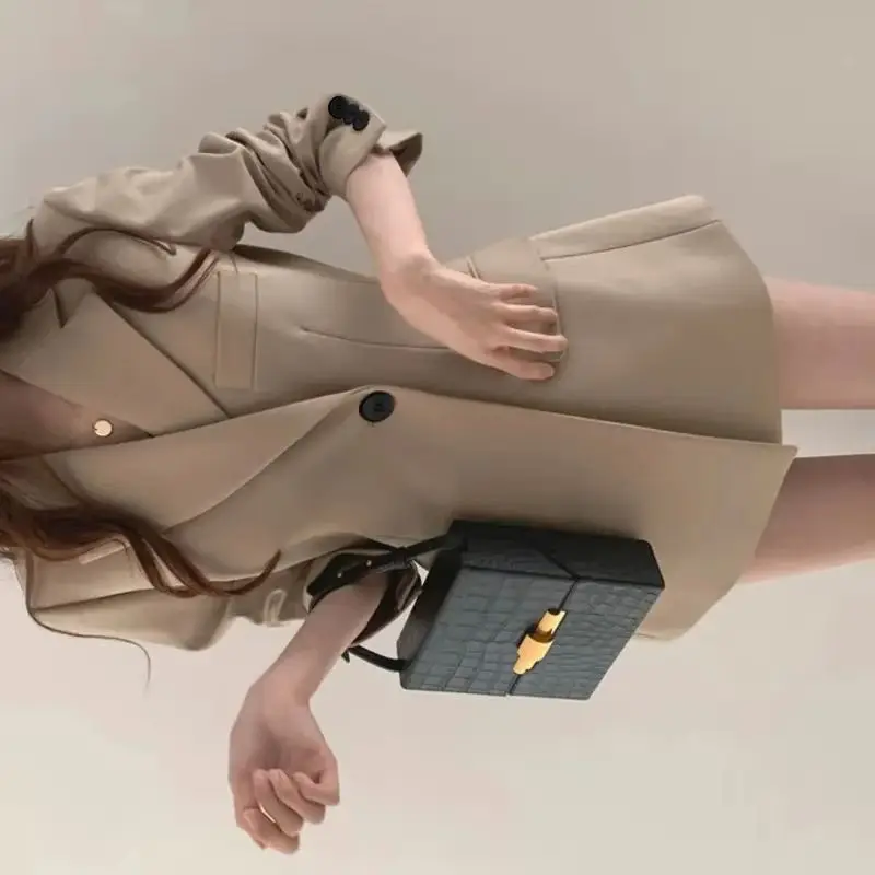 

Женская куртка 2026, весна и осень, новый корейский ретро-гонконгский стиль, шикарный приталенный студенческий повседневный костюм, модный розовый пиджак