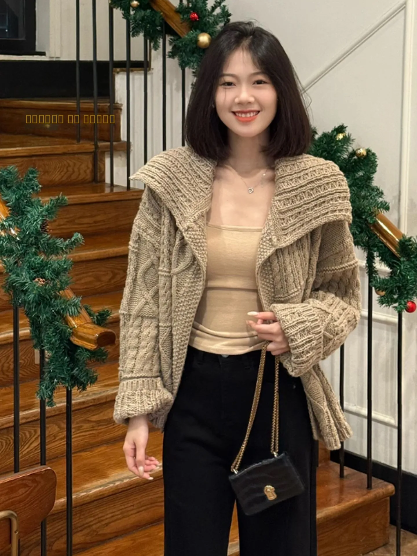 

Thiened Knitted Sweater Cardigan Women's Spring Season High Collar Loose Lazy Sle Warmth Faionable Knitted Outerwear