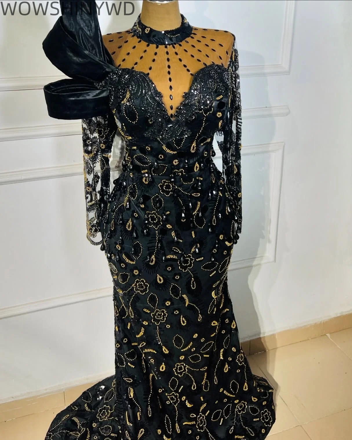 2025年 ブラック マーメイド プロムドレス ビーズ クリスタル スパンコール シアーネック イブニング フォーマル パーティー バースデー ガウン ドレス ZJ223