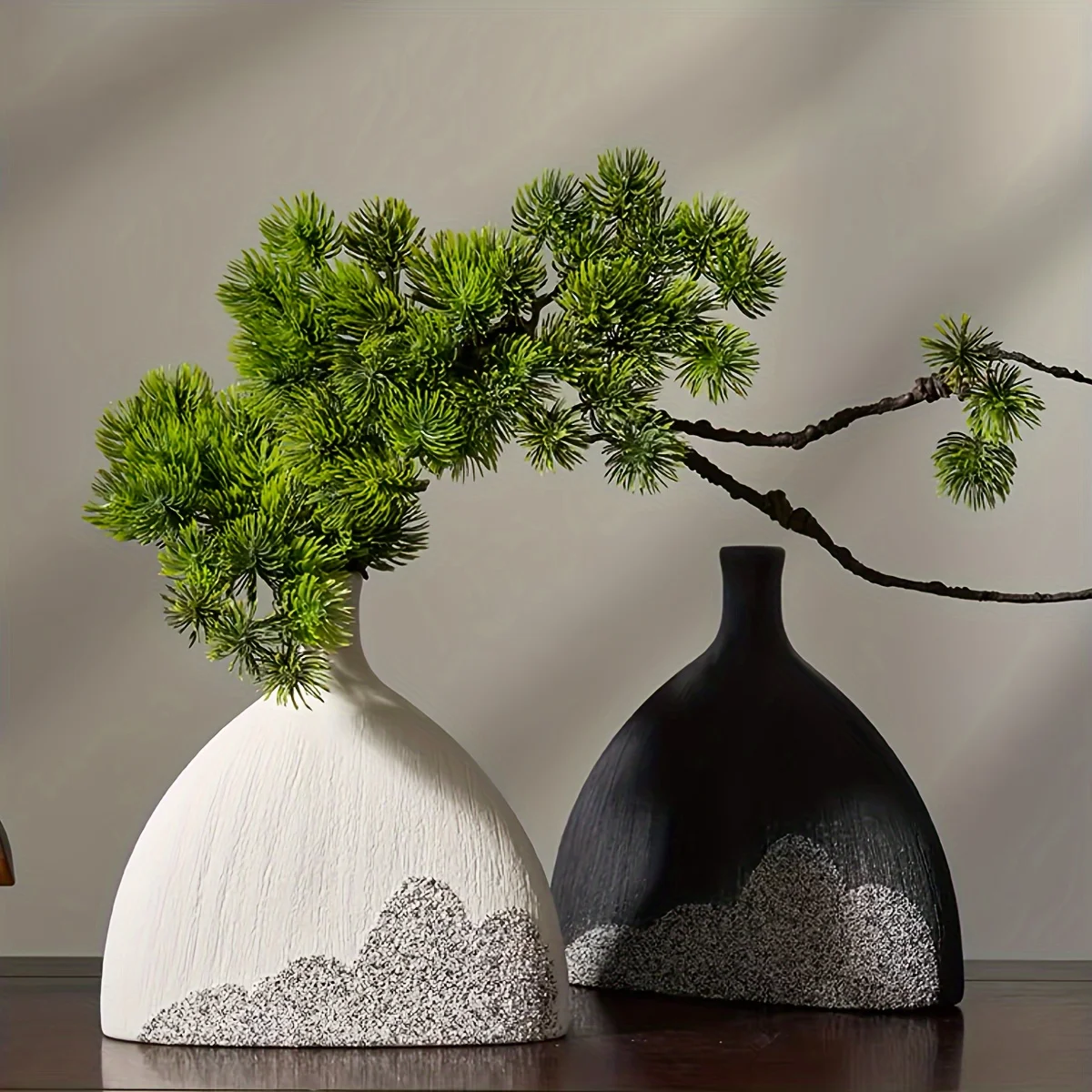 

Snowflake & Cloud Ceramic Vase, Modern Minimalist Flower Arrangement Ornament, Black-White Small-Mouth Zen Vase for Living Room