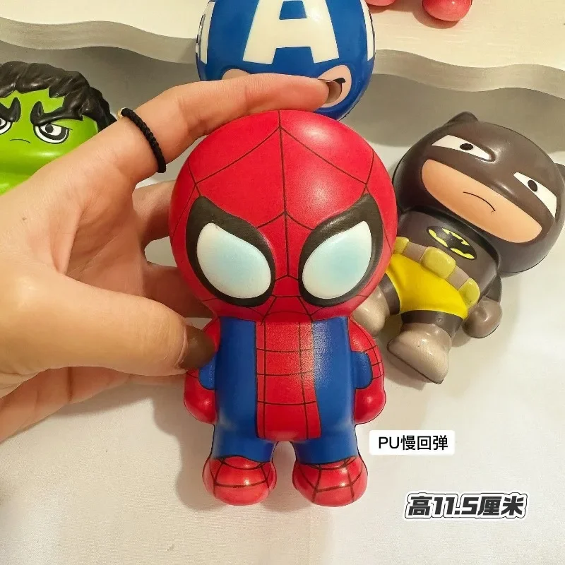 Marvel Captain America Spiderman Hulk Iron Man Neue süße Kinder kreative personalisierte Anime Pinch Dekompressionsspielzeugfigur