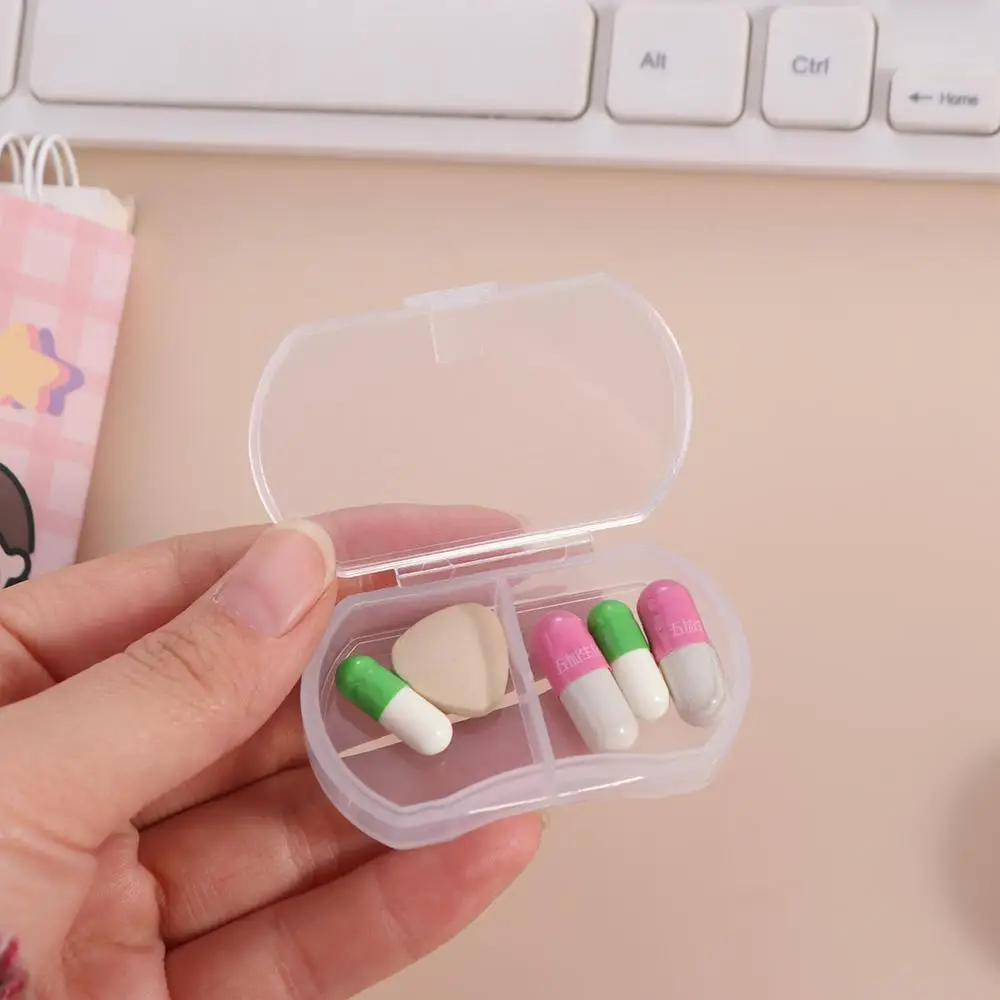 Easy To Carry Dust-proof 2-gird Pill Box with Lid Snap-on Design Mini Pill Box Safety Sealed Pill Packing Box Storage Box