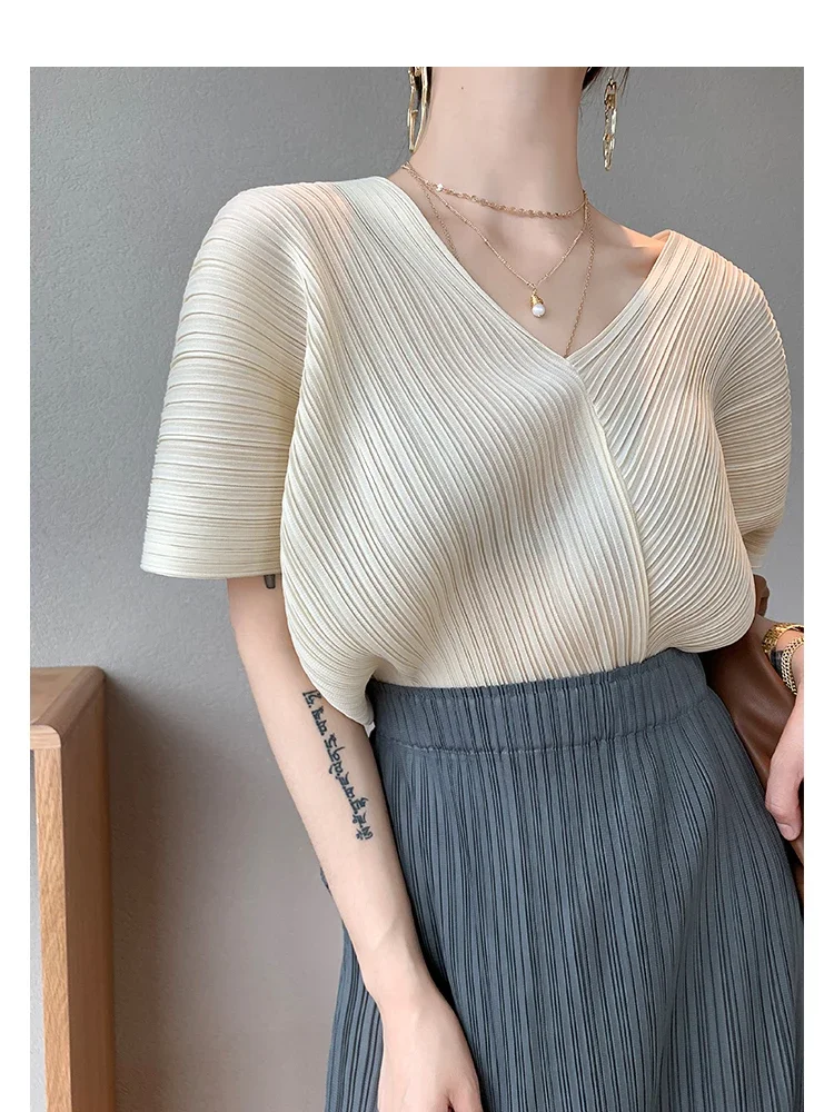 YUDX Pleated Designer Clothes 2022 New Summer Korean High Fashion Women V-neck Chiffon T-shirt Bat Sleeve Tops