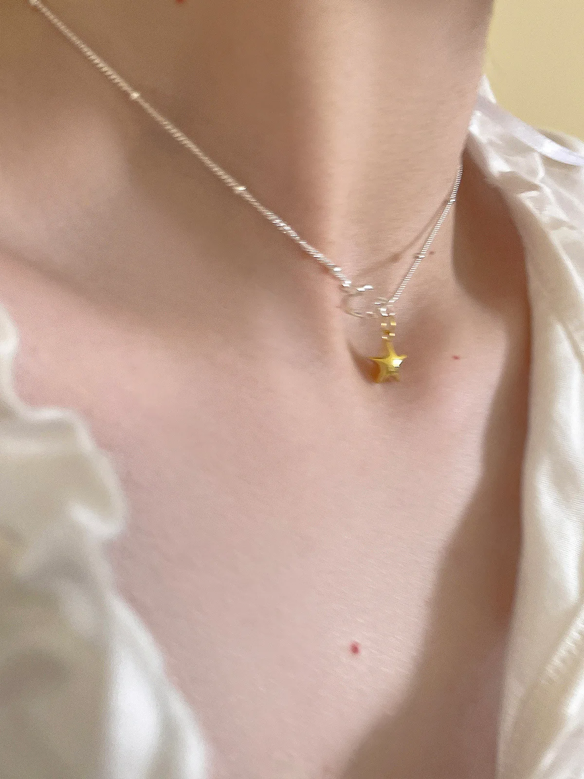 PANJBJ 925 Sterling Silber Goldene Stern Halskette für Frauen Schlange Knochen Kette Persönlichkeit Perle Anhänger Schmuck Geschenk Dropshipping – Detail 2
