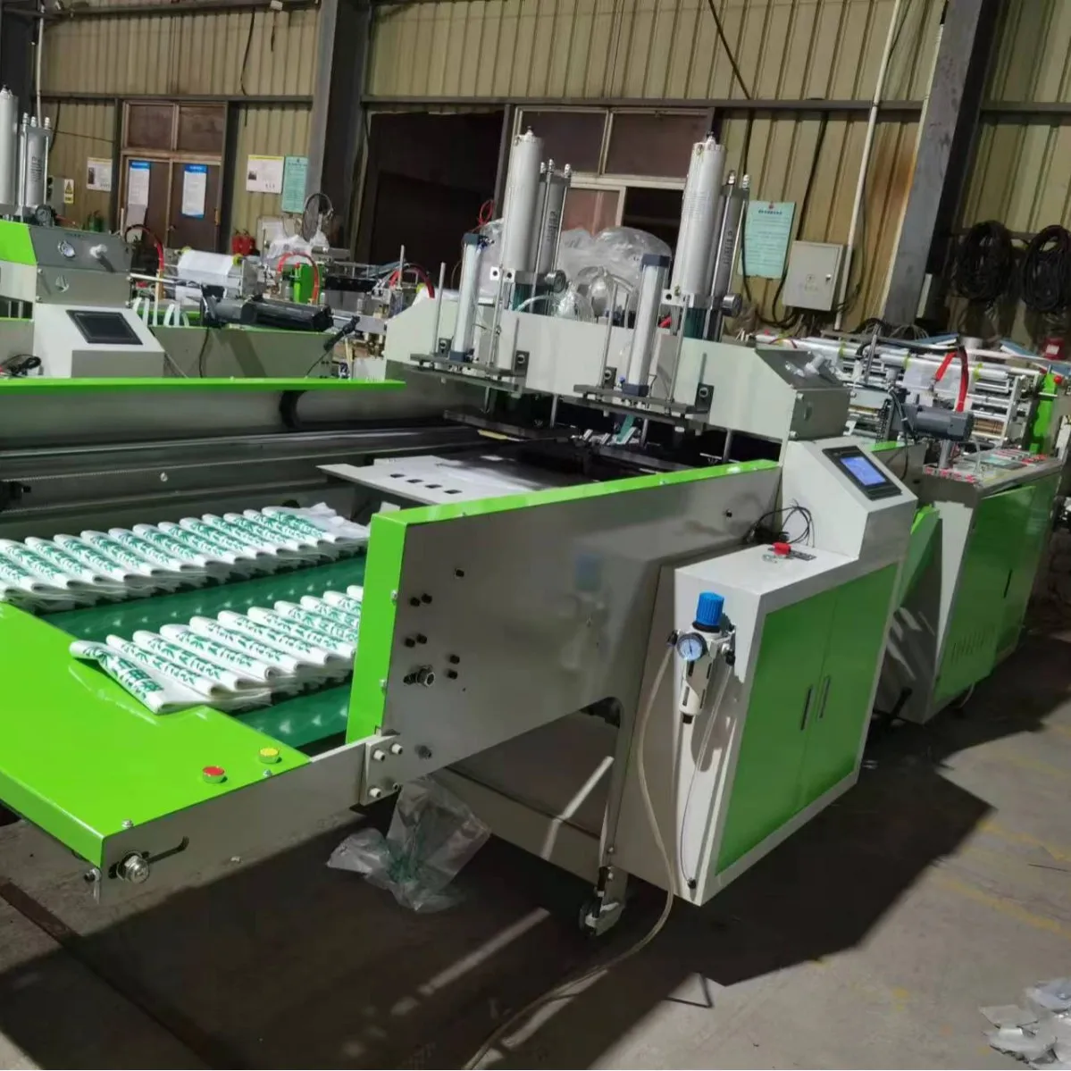 Degradable bag making machine, full biodegradable vest bag production