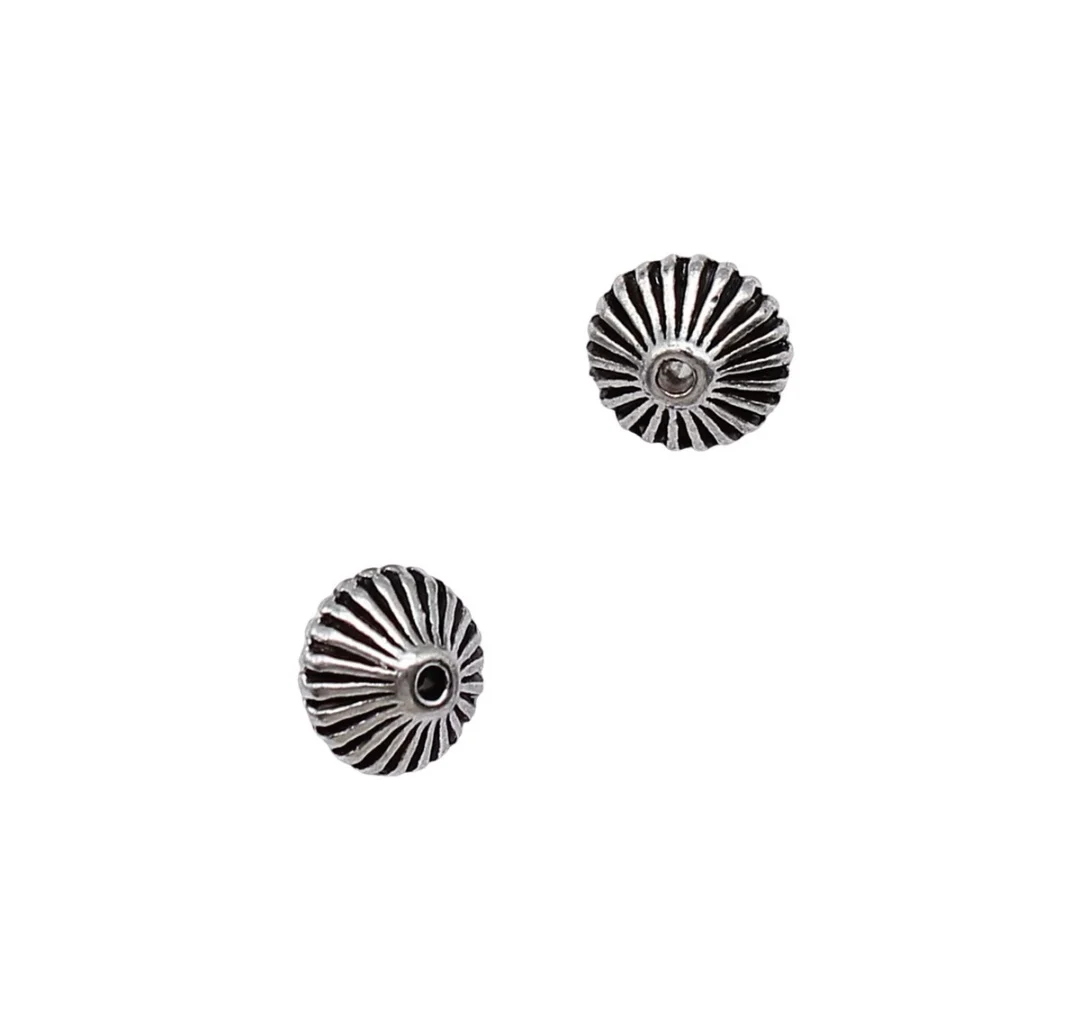 

30pcs 7.2x7.2x5.4mm Zinc alloy metal tibetan silver plated bead T0629 for jewelry making