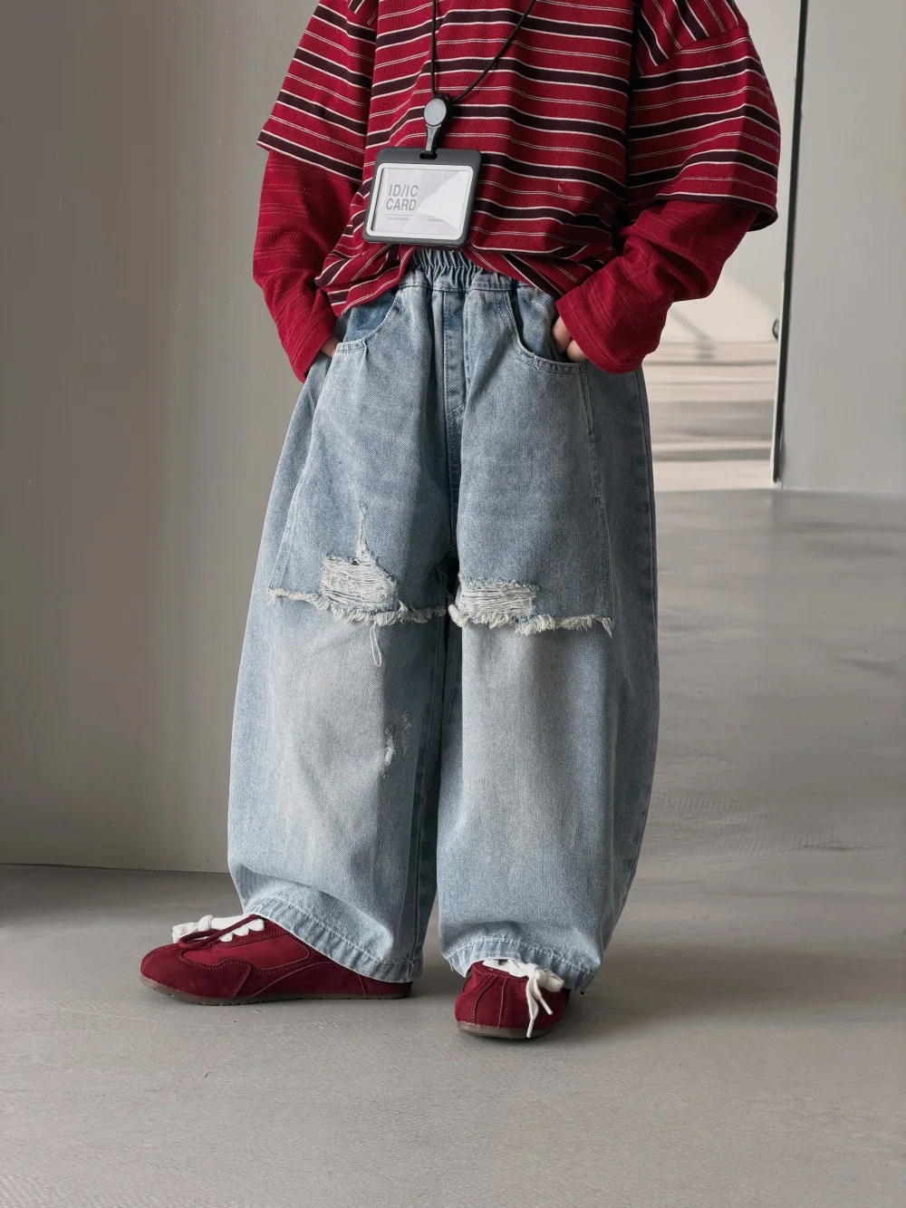 2026 Spring Boys Ripped Jeans Fashion Loose Children's Casual Trousers Korean-style Girls Broken Holes Straight Leg Denim Pants