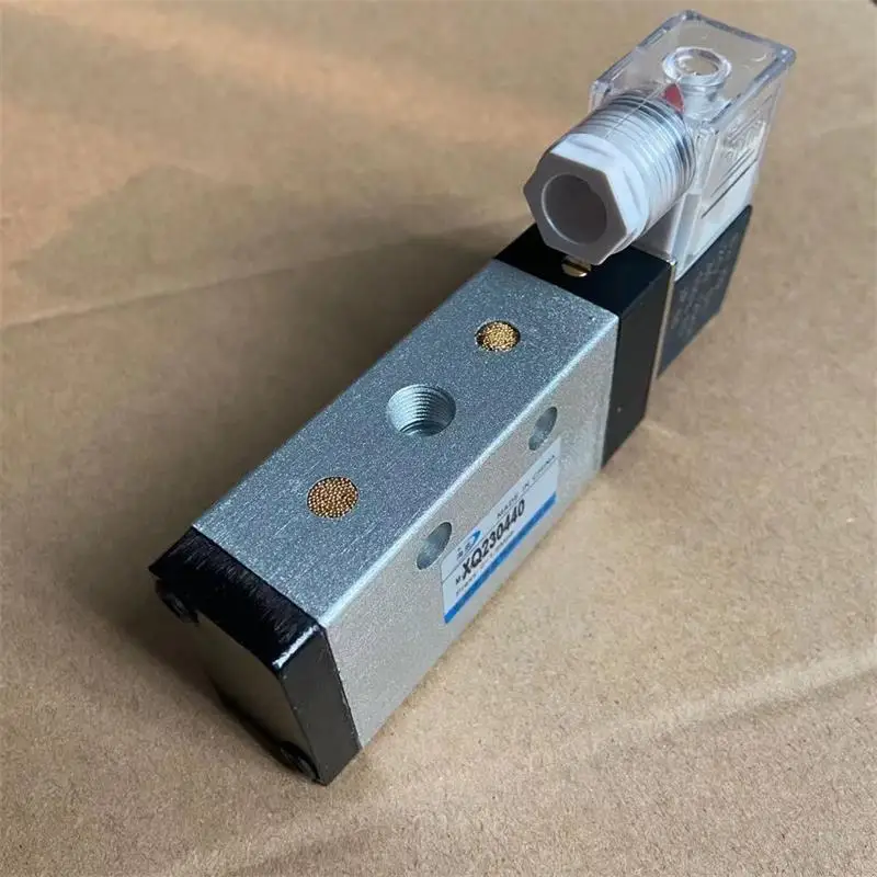 Electromagnetic valve XQ230440 XQ230640 XQ230840 XQ231541 two position three-way directional valve