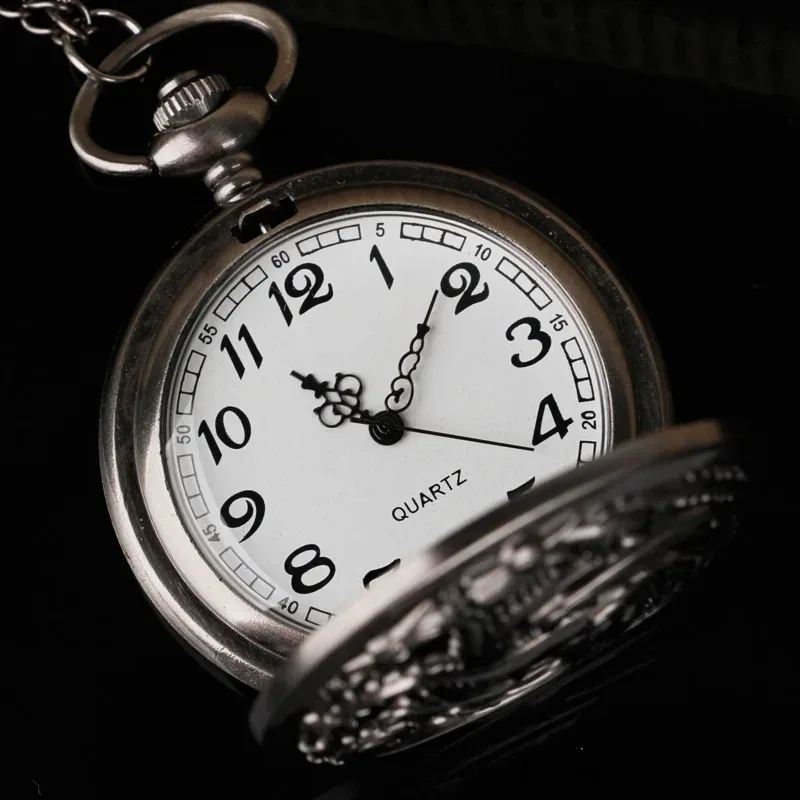 クラシックナインドラゴンエンボス加工 Gnale テーマ懐中時計ヴィンテージアクセサリーチェーンネックレス時計クォーツ懐中時計お土産ギフト